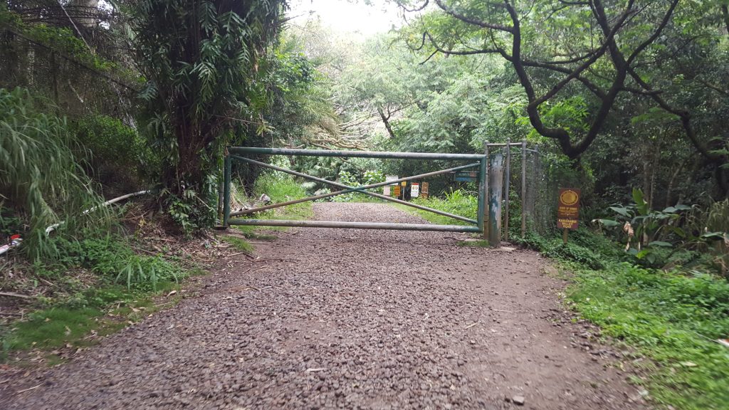 gate to the haiku stairs