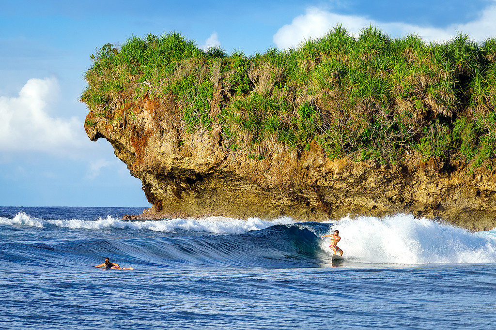 Siargao surfing