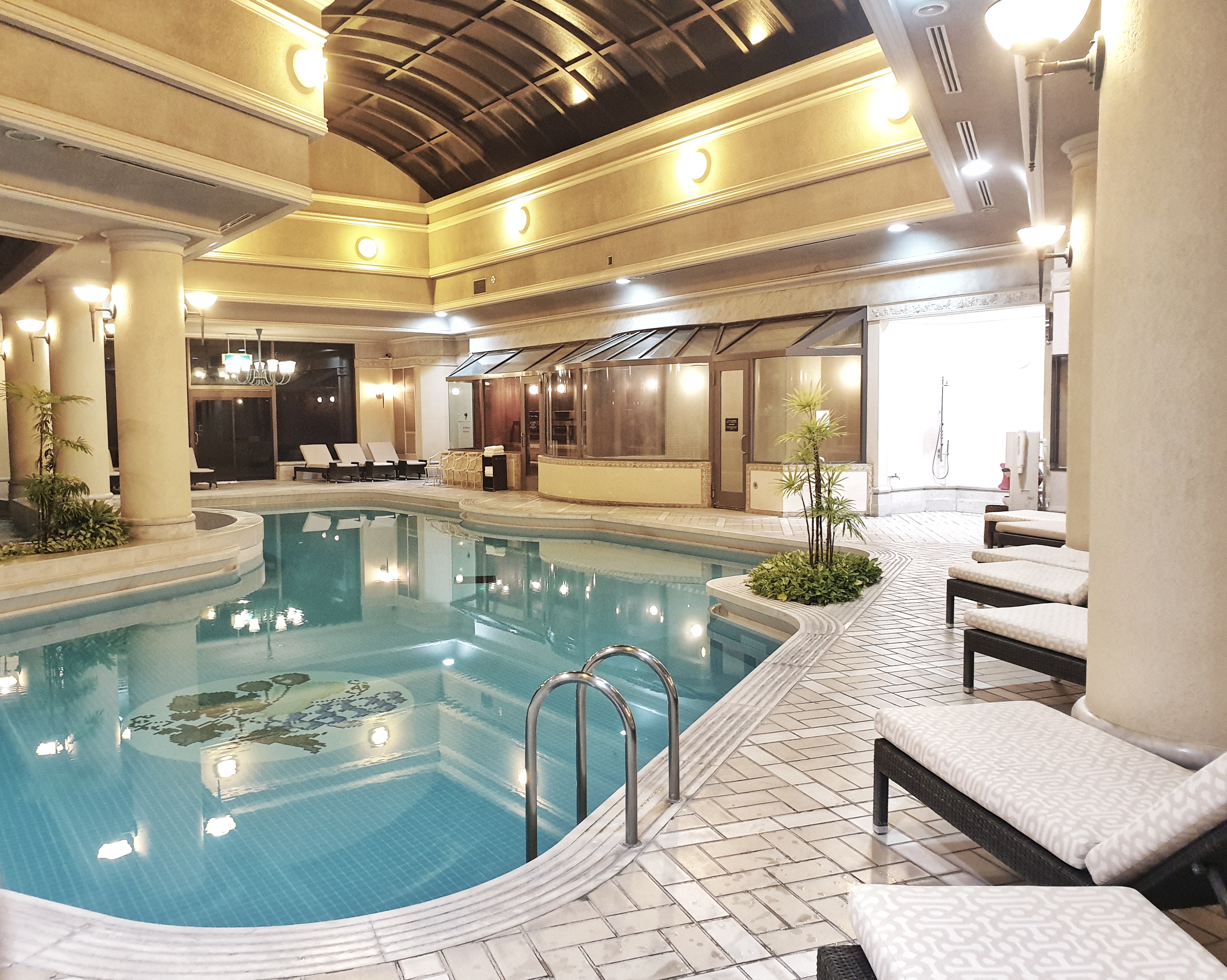Hotel Chinzanso pool, Tokyo, Japan