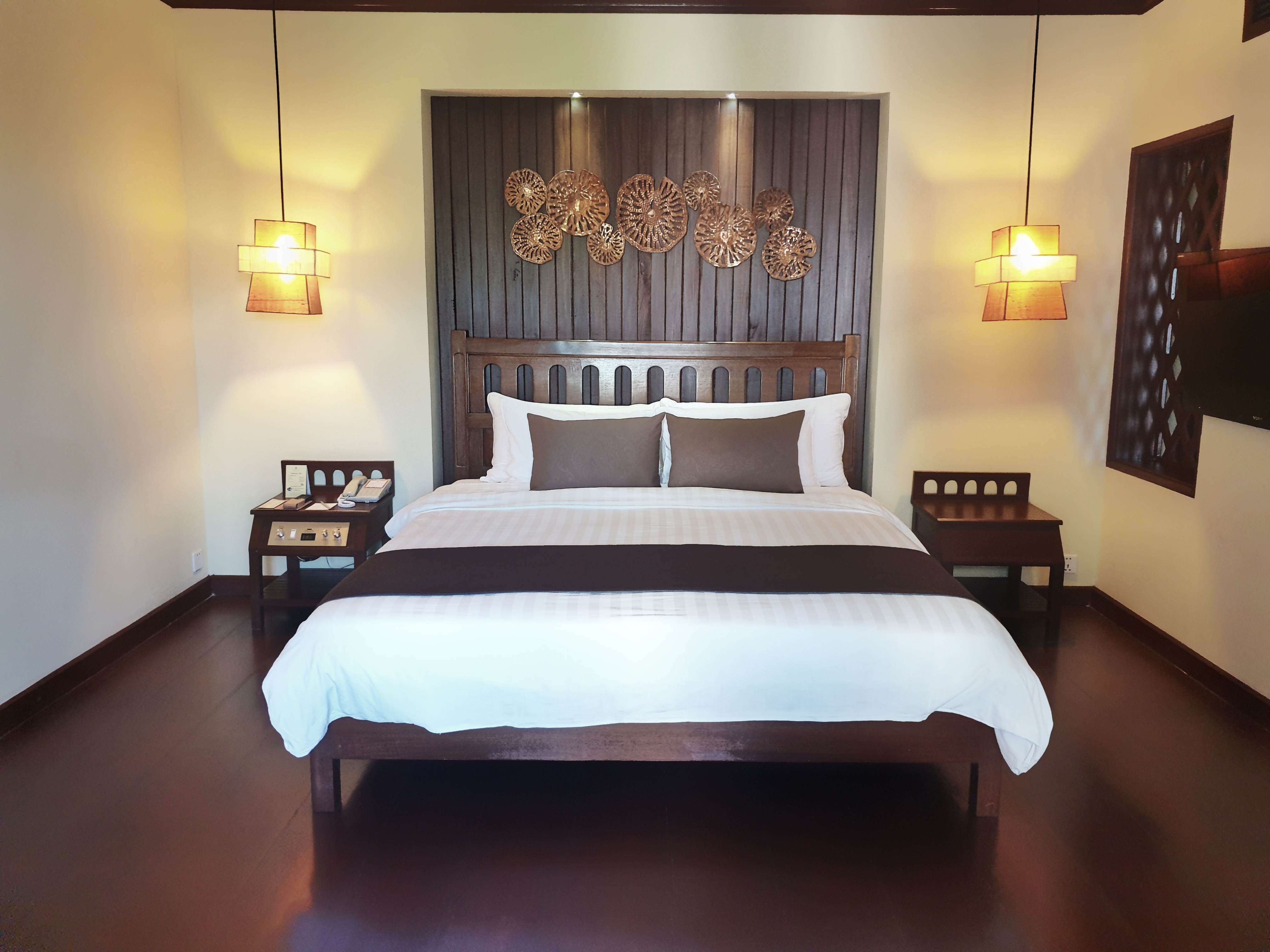 Sakura Room, Royal Angkor Resort, Siem Reap, Cambodia